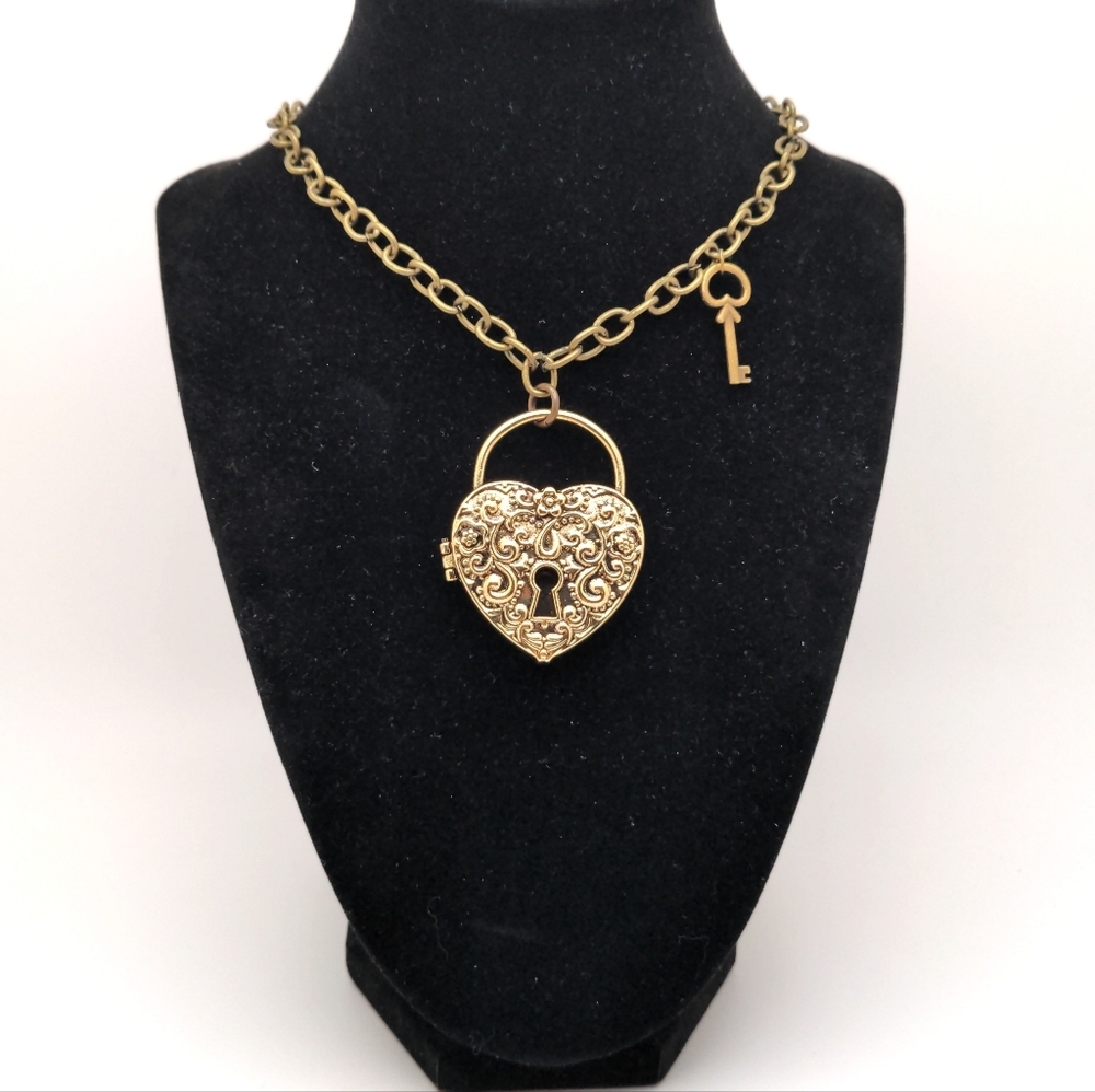 381MIDALANE Huge Brass Heart Lock & Key Choker